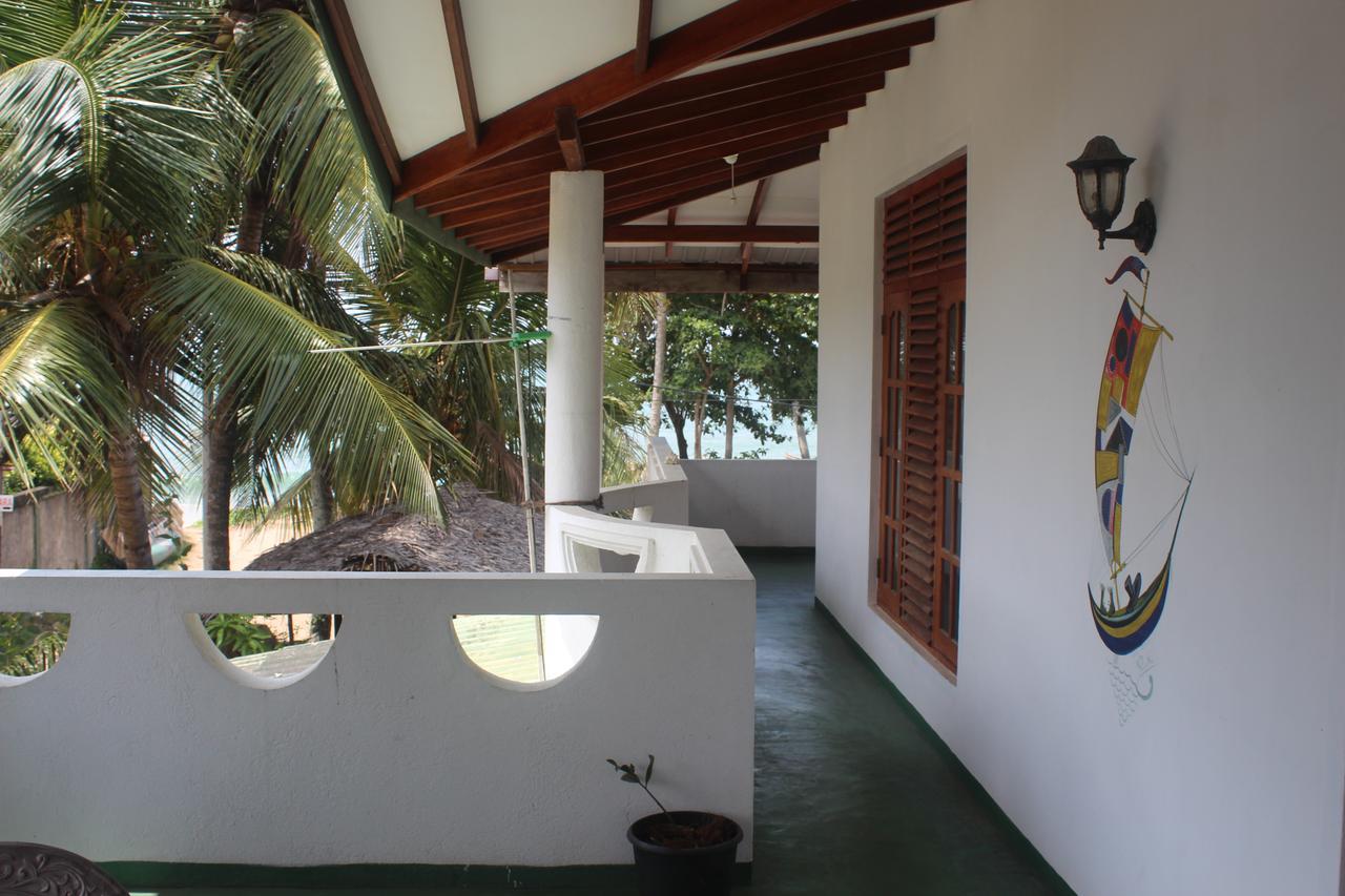 Julie Guest House Tangalle Extérieur photo