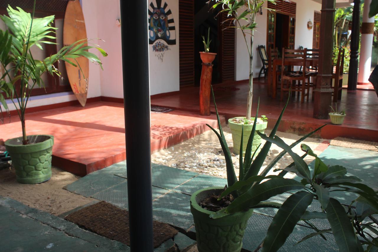 Julie Guest House Tangalle Extérieur photo