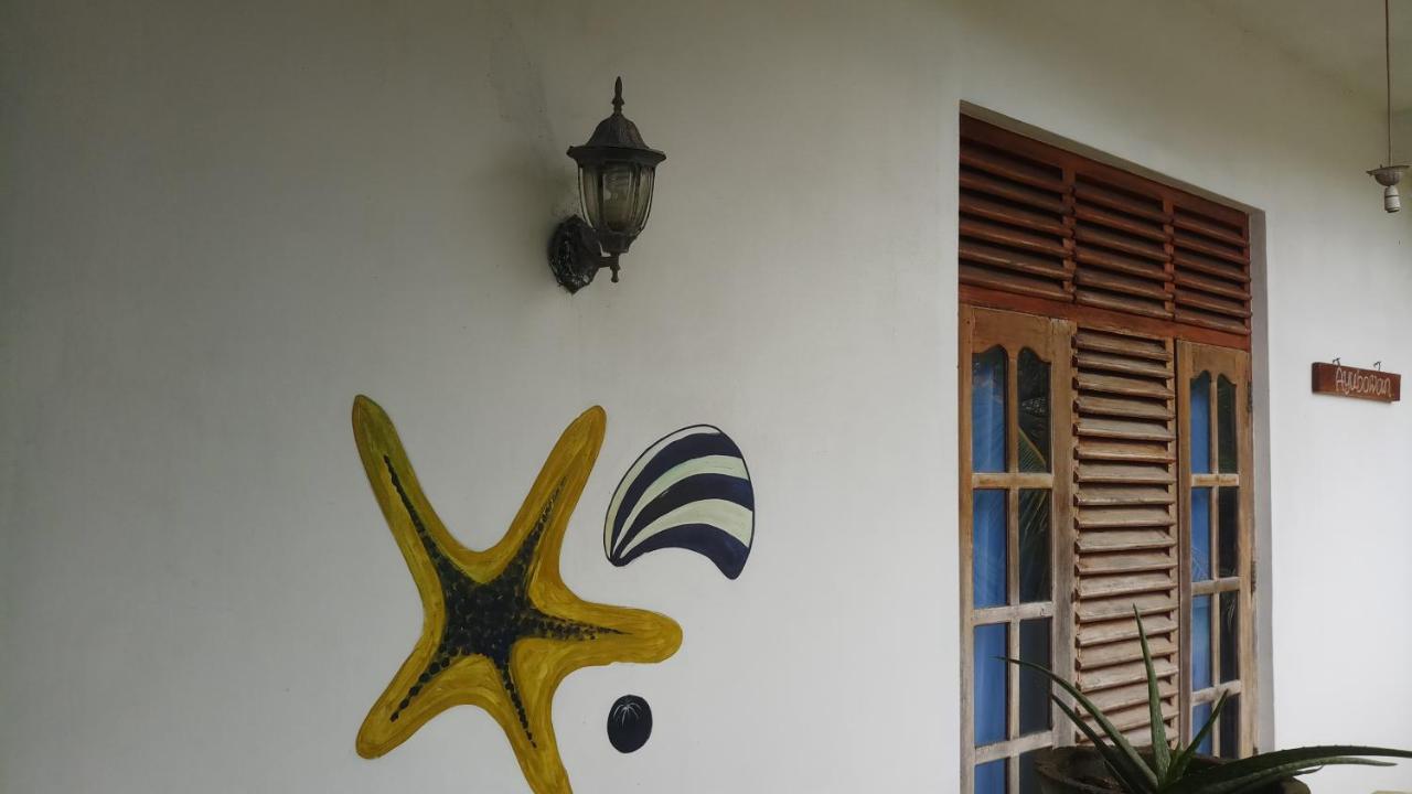 Julie Guest House Tangalle Extérieur photo