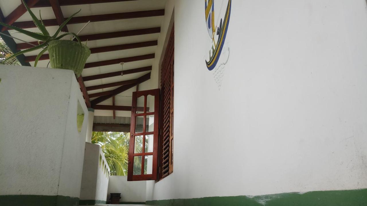 Julie Guest House Tangalle Extérieur photo